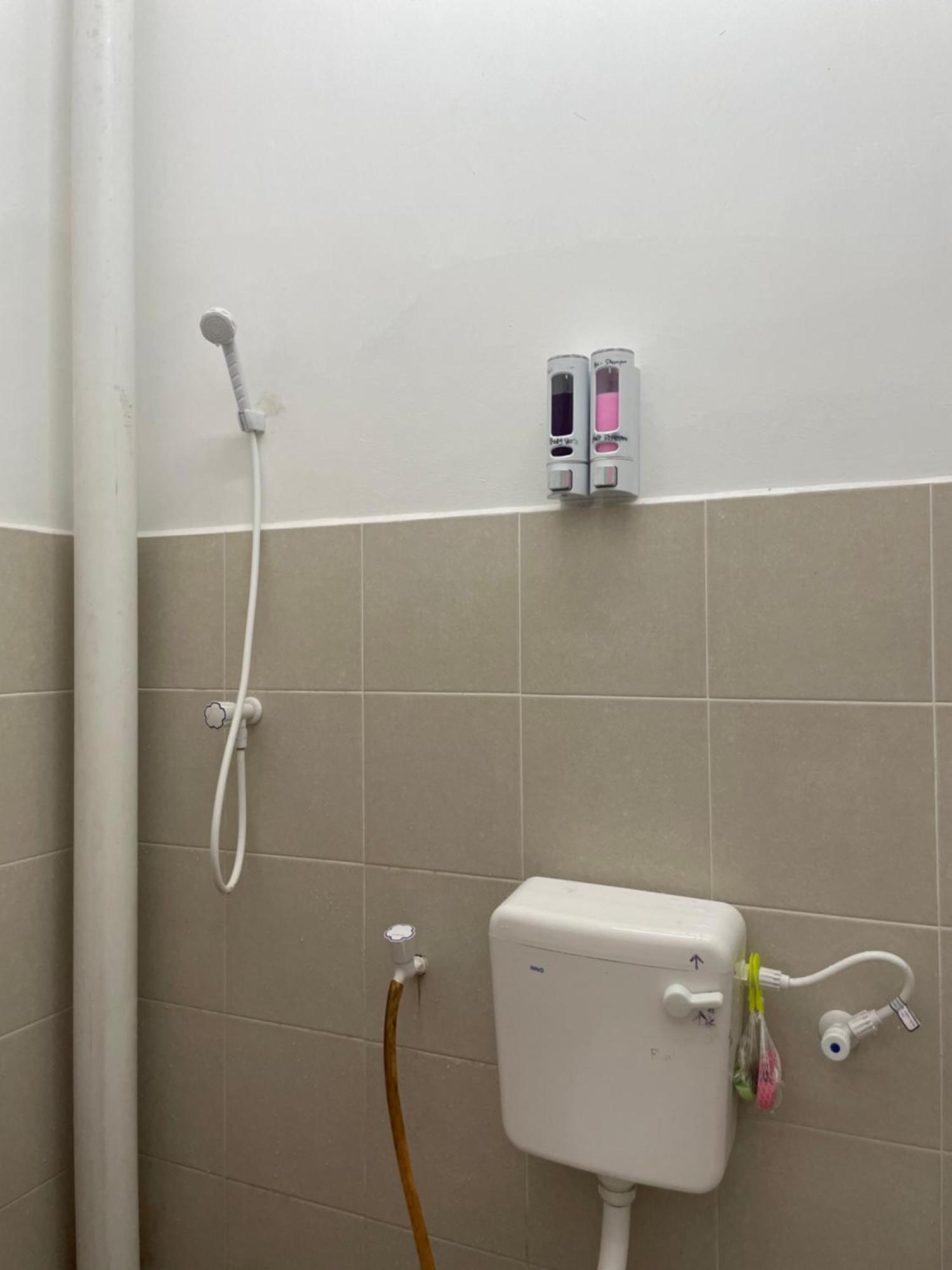 D'Cahaya Homestay Batu Pahat Ngoại thất bức ảnh